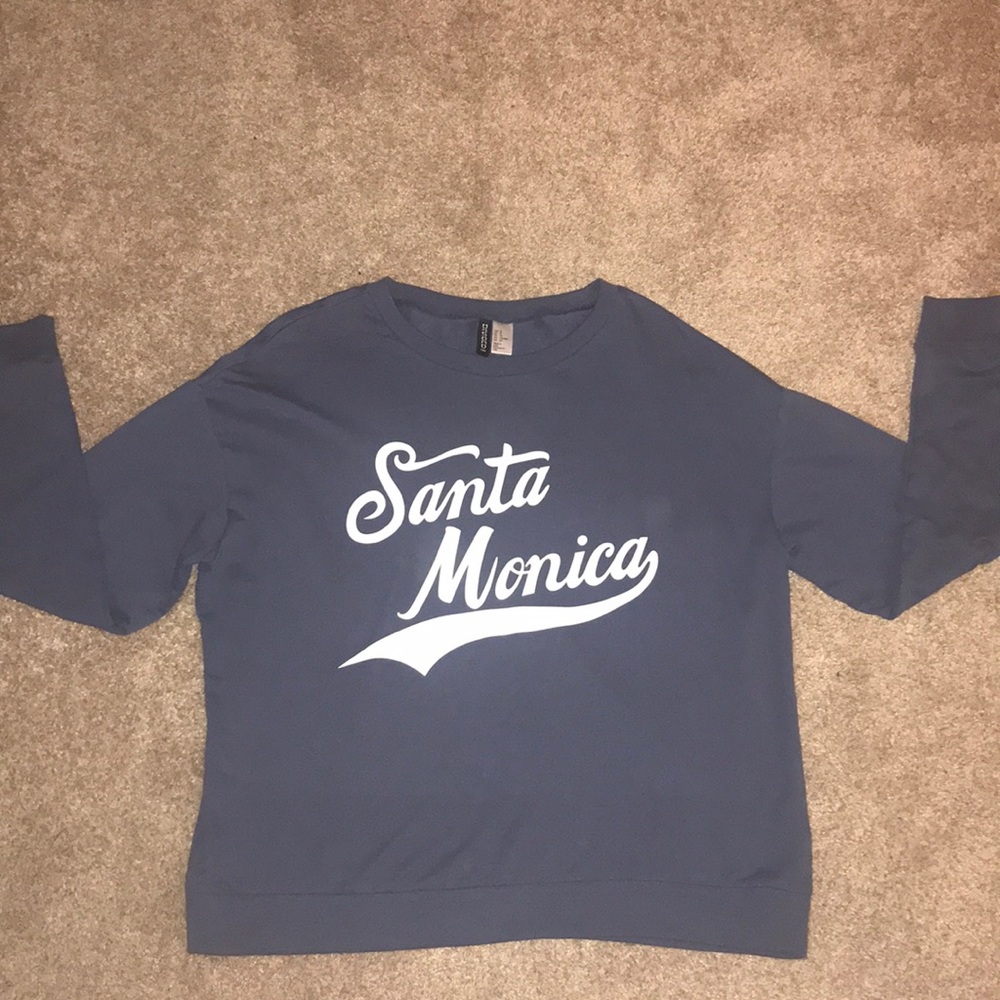 H&M Santa Monica Longsleeve Size XL